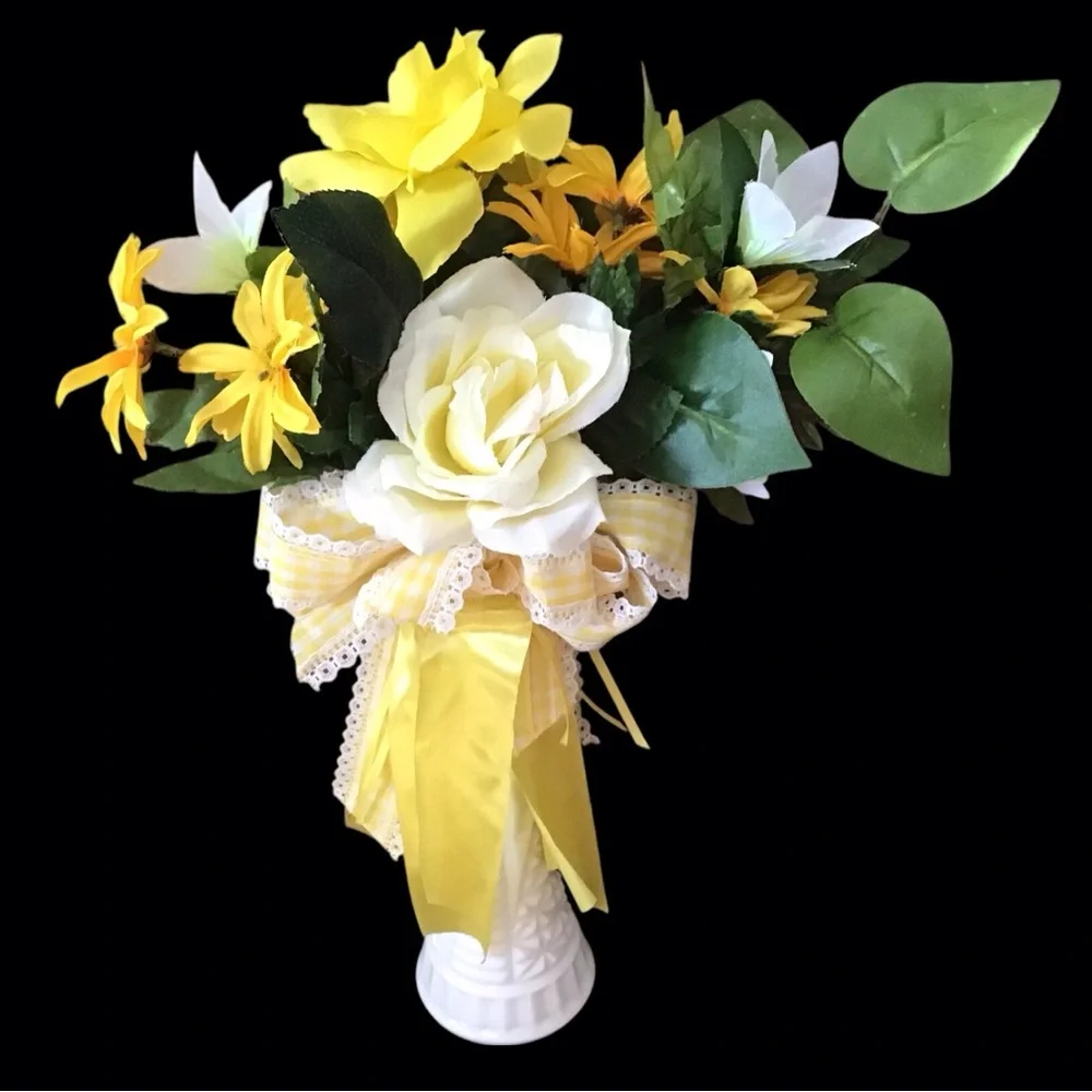 Artificial Floral Bouquet Arrangement Yellow White 15”